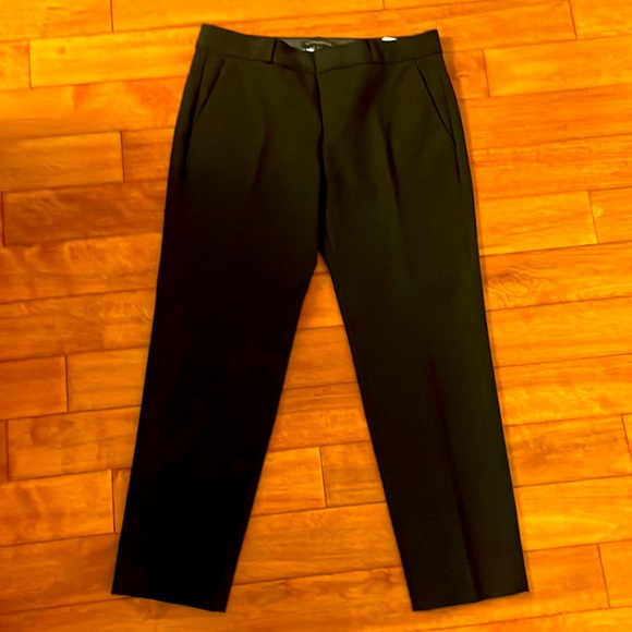 Banana Republic size 6 black work pants. Excellent condition. - Picture 1 of 3